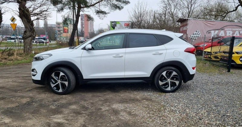Hyundai Tucson cena 61900 przebieg: 174000, rok produkcji 2016 z Kamieńsk małe 211